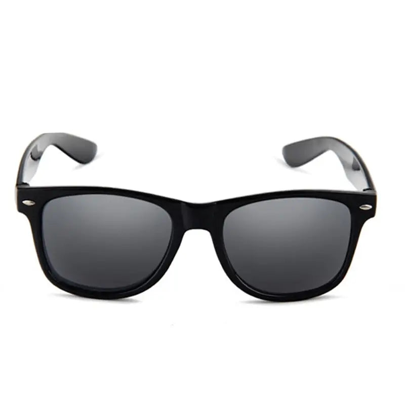 Classic Oval Frame Sunglasses